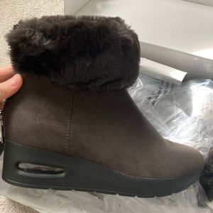 DKNY faux fur heeled booties in dark brown! Brand new with tags.